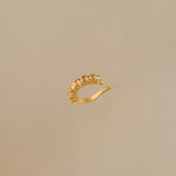 Piercing fake cravejado Bia